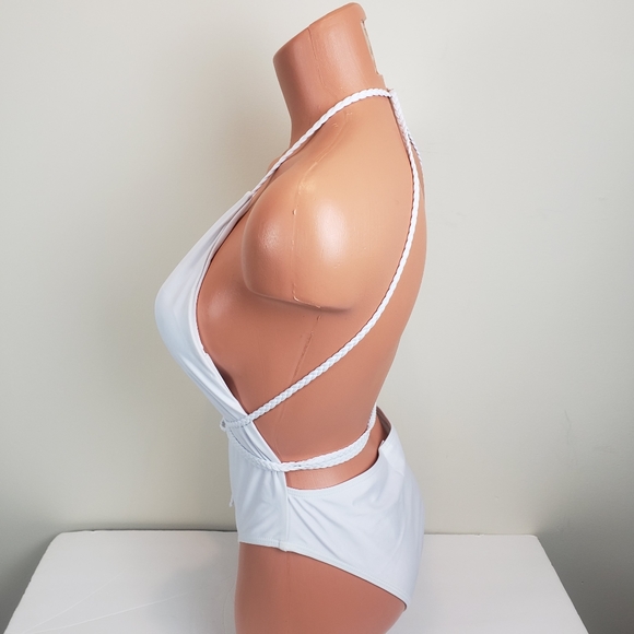 New Deep V Halter Monokini Swimsuit Size L - Picture 3 of 3